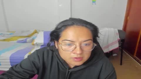 Snapshot of kroline_20 chatting on October 2025 03:47:02 AM Kroline  online show from October 2025 03:47:02 AM