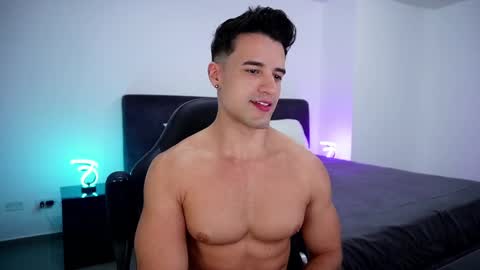 Snapshot of krops_ chatting on March 2025 04:38:02 AM KROPS online show from March 2025 04:38:02 AM