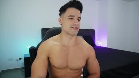 Snapshot of krops_ chatting on September 2025 11:32:02 AM KROPS online show from September 2025 11:32:02 AM