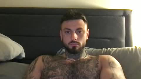 Snapshot of krxt13 chatting on April 2026 09:15:02 PM krxt13 online show from April 2026 09:15:02 PM