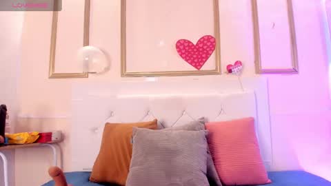 Kystal Taylor online show from March 2025 05:17:02 PM