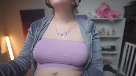 Snapshot of krystalsyxx chatting on February 2025 05:08:01 PM Krystal Syx online show from February 2025 05:08:01 PM