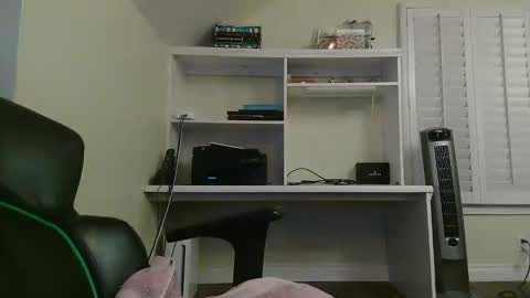 Snapshot of kt12369 chatting on March 2025 07:47:02 AM Kevin online show from March 2025 07:47:02 AM