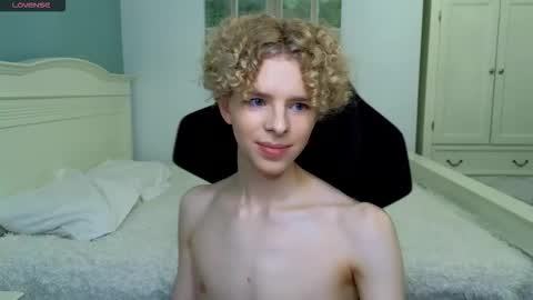 Snapshot of kudi_j chatting on October 2025 04:52:01 PM Kudi online show from October 2025 04:52:01 PM