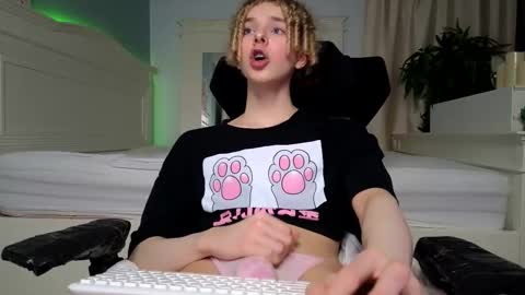 Snapshot of kudi_j chatting on March 2026 05:08:02 AM Kudi online show from March 2026 05:08:02 AM