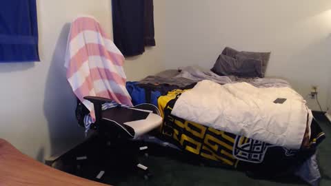 Kuggy online show from December 2025 10:59:02 PM