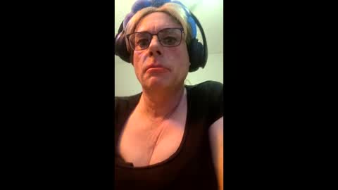 kullinky69 online show from December 2025 04:30:01 AM