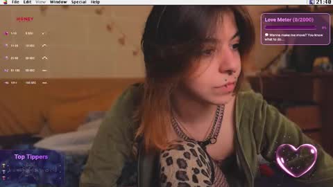 Snapshot of kuntboyzworld chatting on December 2025 08:39:01 PM Krypto hethey online show from December 2025 08:39:01 PM