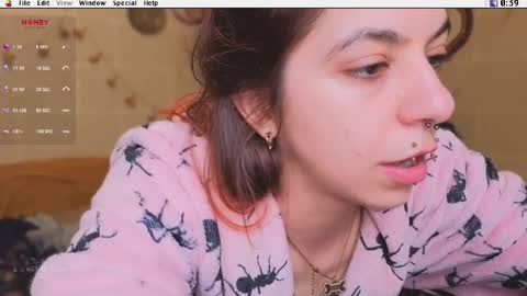 Snapshot of kuntboyzworld chatting on January 2026 11:43:01 PM Krypto hethey online show from January 2026 11:43:01 PM