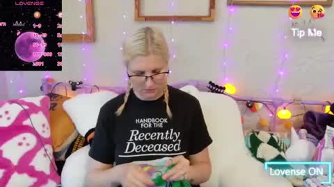 Snapshot of kunzitegoddess chatting on October 2025 03:12:01 PM Samantha online show from October 2025 03:12:01 PM