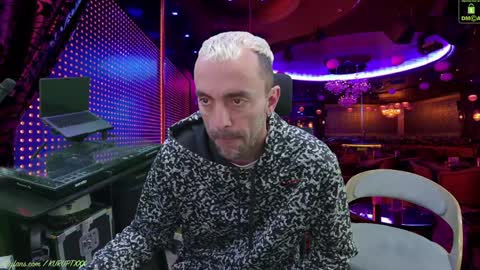 kuruptxxx online show from February 2025 06:31:02 PM