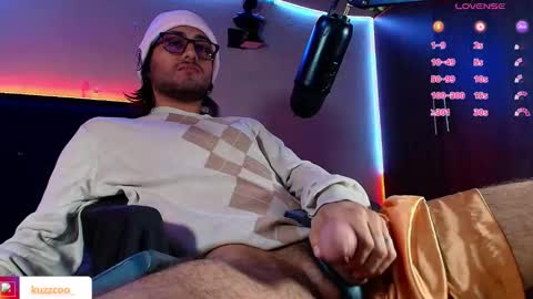 kuzzcoo online show from January 2026 12:30:01 PM