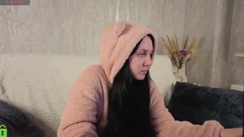 Kvetachka Thu-Sun 0900am-1500pmGTM2 online show from October 2025 01:53:02 AM