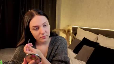 Kvetachka Thu-Sun 0900am-1500pmGTM2 online show from November 2025 02:12:02 AM