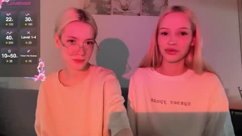 Snapshot of kvetapin chatting on June 2026 06:34:01 PM Bella and Alexandra online show from June 2026 06:34:01 PM