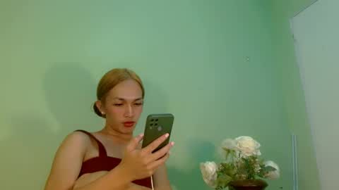 Snapshot of kween_romance chatting on January 2025 08:59:01 PM Kween online show from January 2025 08:59:01 PM