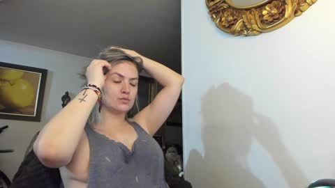 kyhara online show from January 2025 03:25:02 AM