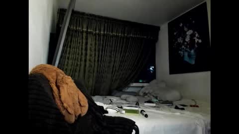 kyhara online show from December 2025 04:51:01 AM