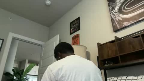 Snapshot of kylekickstand chatting on November 2025 10:37:01 PM Kyle Kickstand online show from November 2025 10:37:01 PM