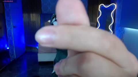 kyler_tay online show from July 2026 12:01:01 PM