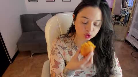 kylie online show from December 2025 01:15:01 PM