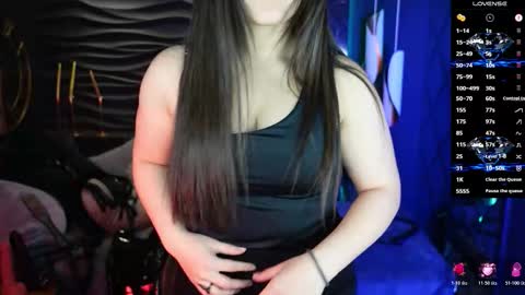 Kylie online show from November 2025 01:25:02 PM