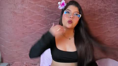 Snapshot of kylie_thompsonn chatting on February 2026 11:51:01 AM kylie_thompsonn online show from February 2026 11:51:01 AM