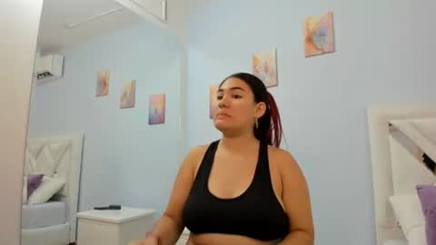 Snapshot of kyliebenson chatting on July 2026 09:45:02 AM Melissa online show from July 2026 09:45:02 AM