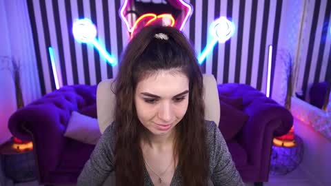 Snapshot of kyliejoyys chatting on June 2026 07:07:01 AM Nicole online show from June 2026 07:07:01 AM