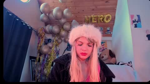 Snapshot of kyliekandy chatting on January 2025 03:43:01 PM online show from January 2025 03:43:01 PM