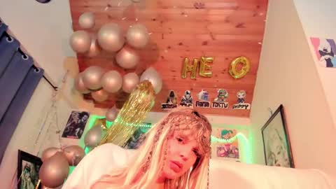 Snapshot of kyliekandy chatting on February 2025 03:45:02 AM online show from February 2025 03:45:02 AM