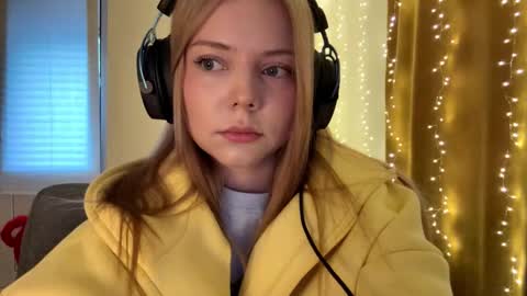 Emilia online show from March 2026 04:19:01 PM