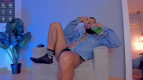 Kylliam Levis online show from December 2025 09:10:02 PM