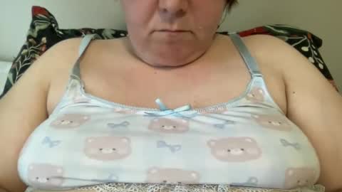 Snapshot of kylorencat chatting on February 2025 03:21:01 PM KYLO online show from February 2025 03:21:01 PM