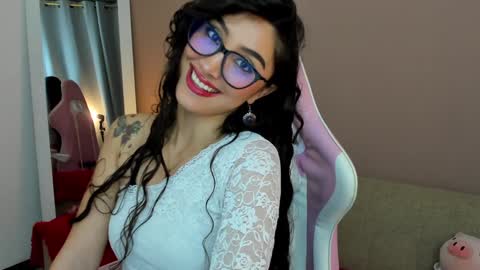 Snapshot of kymgiraldo8 chatting on January 2025 07:59:01 AM Kym Giraldo online show from January 2025 07:59:01 AM