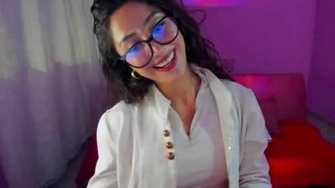 Snapshot of kymgiraldo8 chatting on October 2025 03:31:01 AM Kym Giraldo online show from October 2025 03:31:01 AM