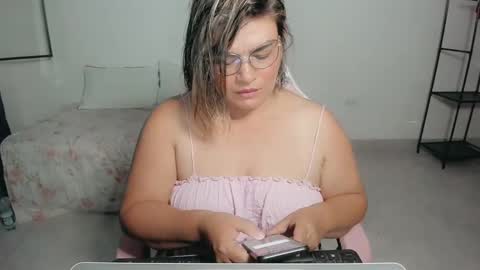 Snapshot of kyome360 chatting on September 2025 12:55:02 AM kyome360 online show from September 2025 12:55:02 AM