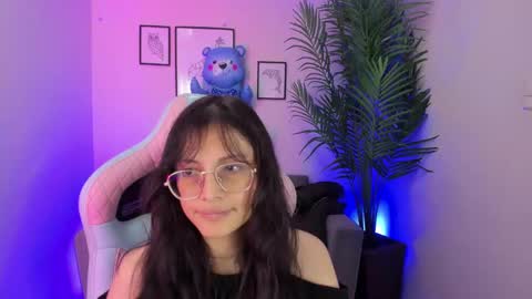 Kyomi online show from March 2025 01:07:01 PM