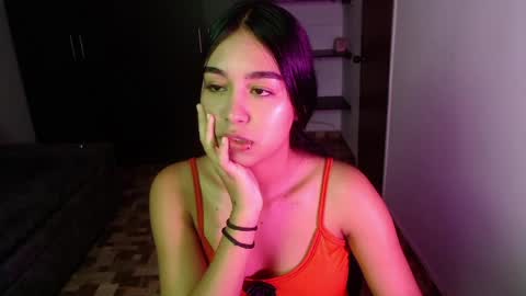 Kyra  online show from April 2026 05:08:01 AM