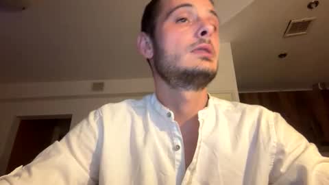 kyravee online show from September 2025 07:39:01 PM