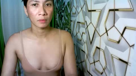 kyutshyne online show from April 2026 10:58:01 PM