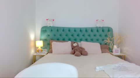 Snapshot of l1ttle_angel__ chatting on September 2025 09:26:01 PM Margo online show from September 2025 09:26:01 PM