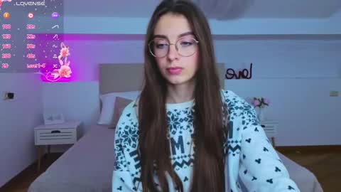 Snapshot of l1ttle_angel__ chatting on September 2025 09:31:02 PM Margo online show from September 2025 09:31:02 PM