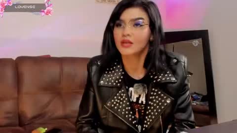 Snapshot of la_diabla_111_ chatting on July 2026 05:39:01 AM Karime online show from July 2026 05:39:01 AM