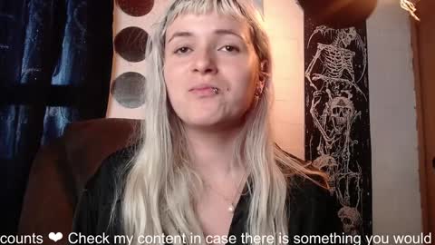 Snapshot of la_femme_fatale_ chatting on January 2025 11:00:02 PM Hanna FREE ONLYFANS online show from January 2025 11:00:02 PM