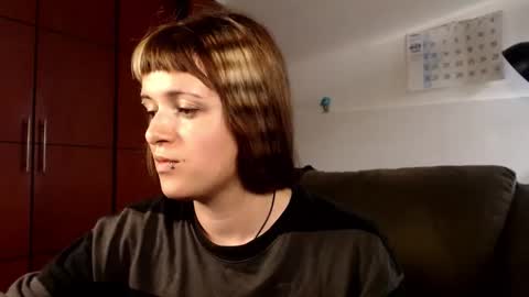 Snapshot of la_femme_fatale_ chatting on October 2025 10:01:01 PM Hanna FREE ONLYFANS online show from October 2025 10:01:01 PM