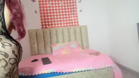 Snapshot of la_nena_sexy1 chatting on September 2025 02:42:02 PM la_nena_sexy1 online show from September 2025 02:42:02 PM