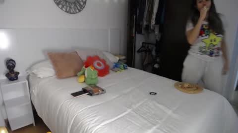 Catalina online show from March 2026 02:26:01 AM