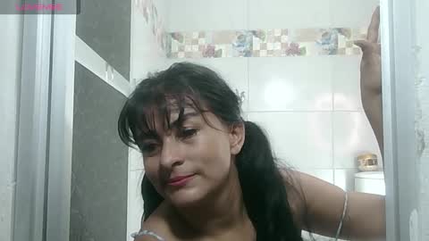 Snapshot of la_wuaifu1 chatting on November 2025 09:46:01 PM la_wuaifu1 online show from November 2025 09:46:01 PM