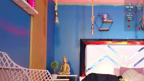 Cris  online show from December 2025 11:15:01 AM